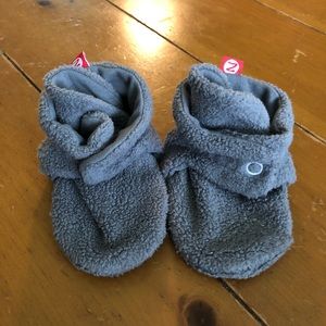 Zutano baby fleece booties. Size 12months.
